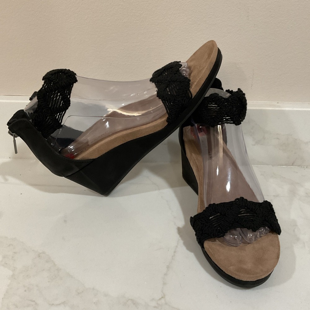 Lucky Brand Kaydyn Sandals Black Wedges Women's Size 10 Macrame crochet open toe